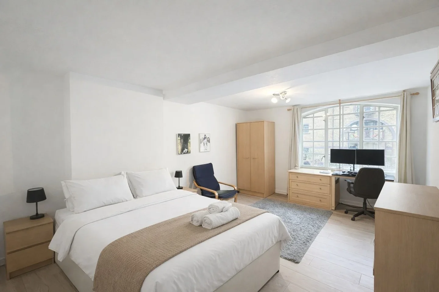 Flat Shad Thames in Greater London