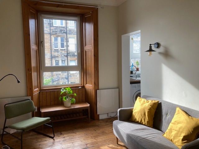 Flat Leith Walk in City of Edinburgh