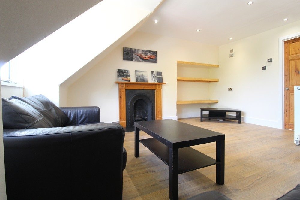Flat Nellfield Place in Aberdeen City