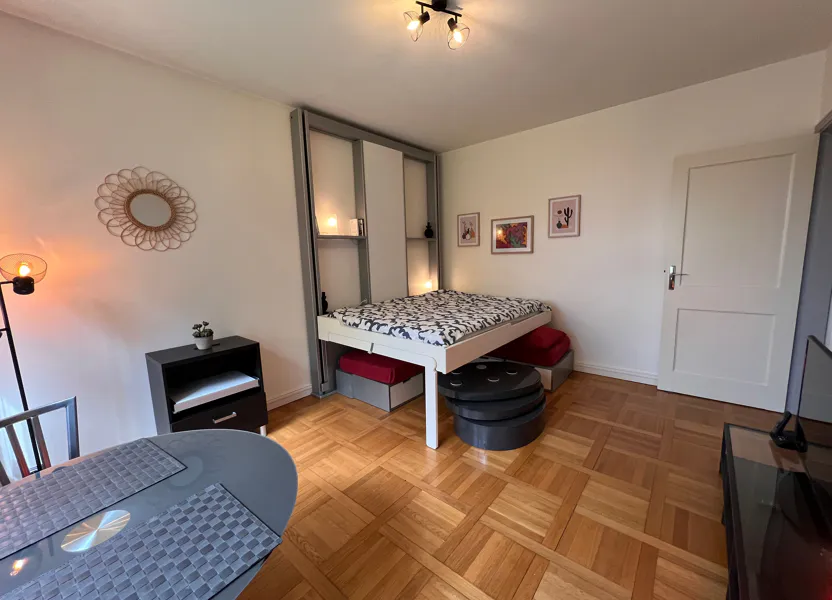 Flat Rue du 19 Janvier in Garches