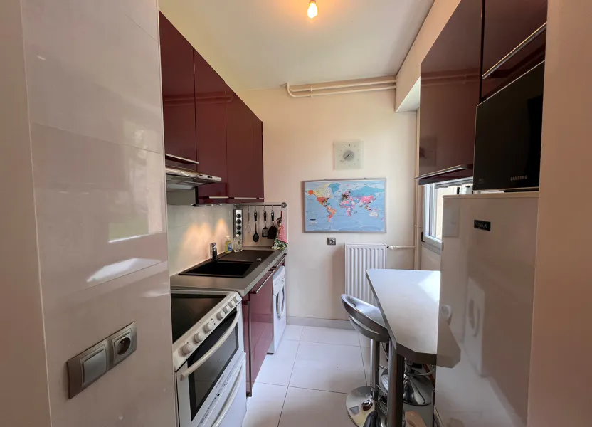 Flat Rue du 19 Janvier in Garches