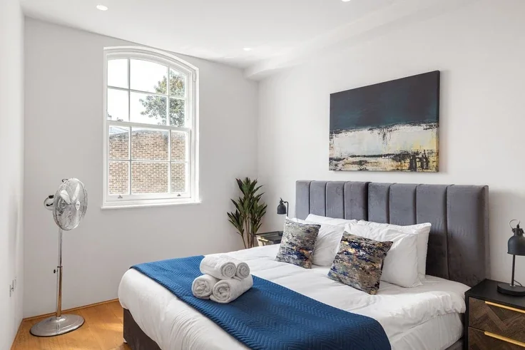 House Dagmar Terrace in Greater London