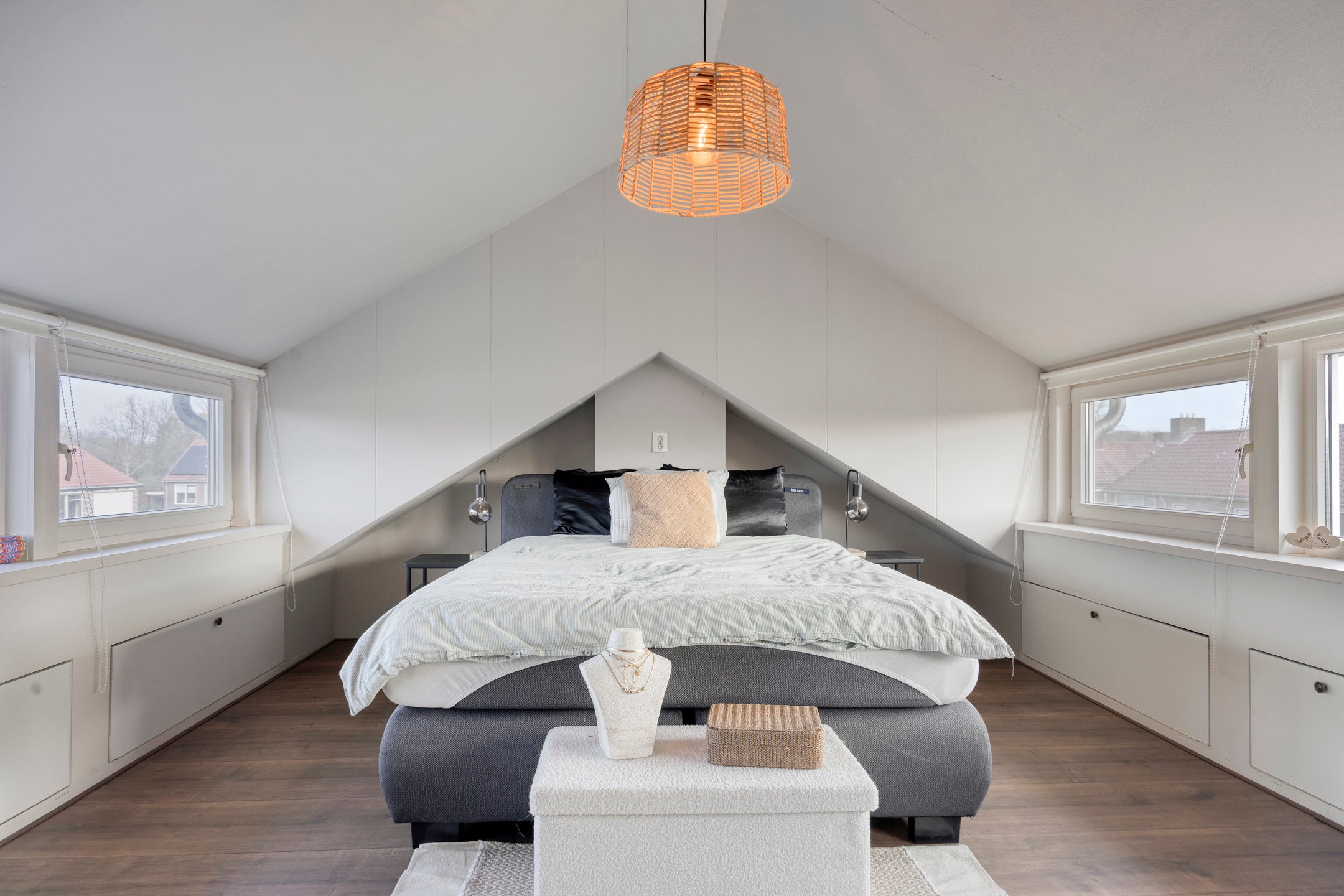 Tussenwoning te koop: Clematisstraat 12, Doesburg