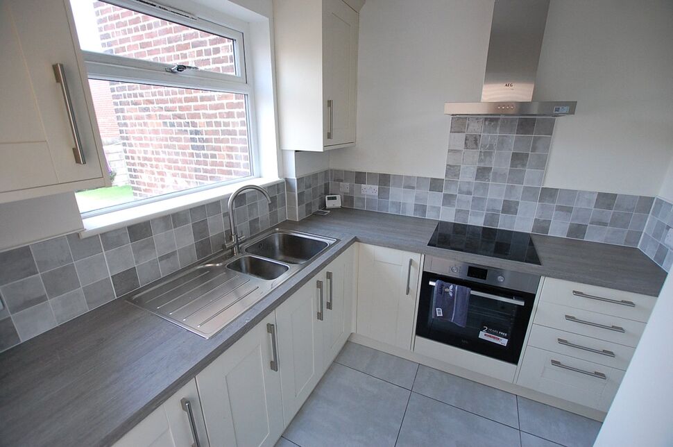 Flat Crescent Road in Tameside