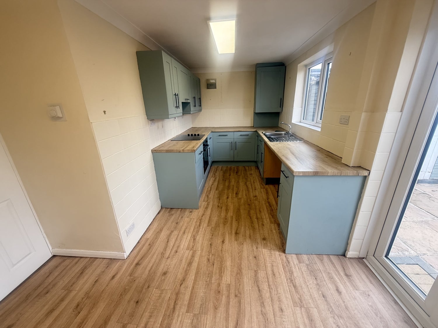 House Chequers Close in Wakefield