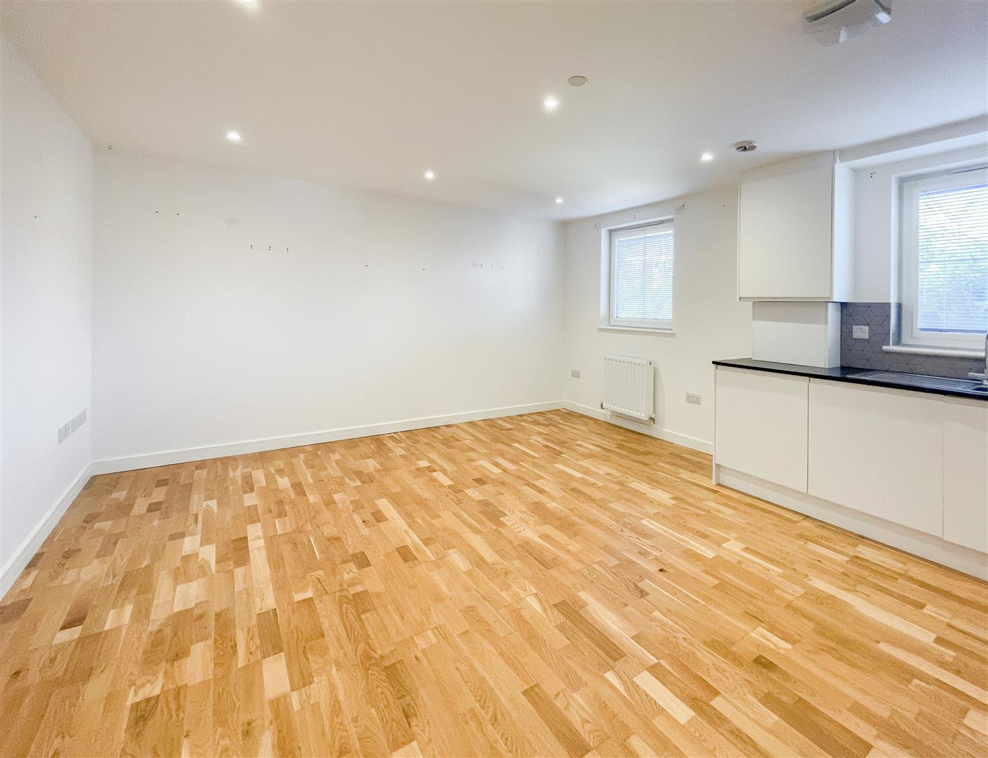 Flat Upperton Road in Eastbourne