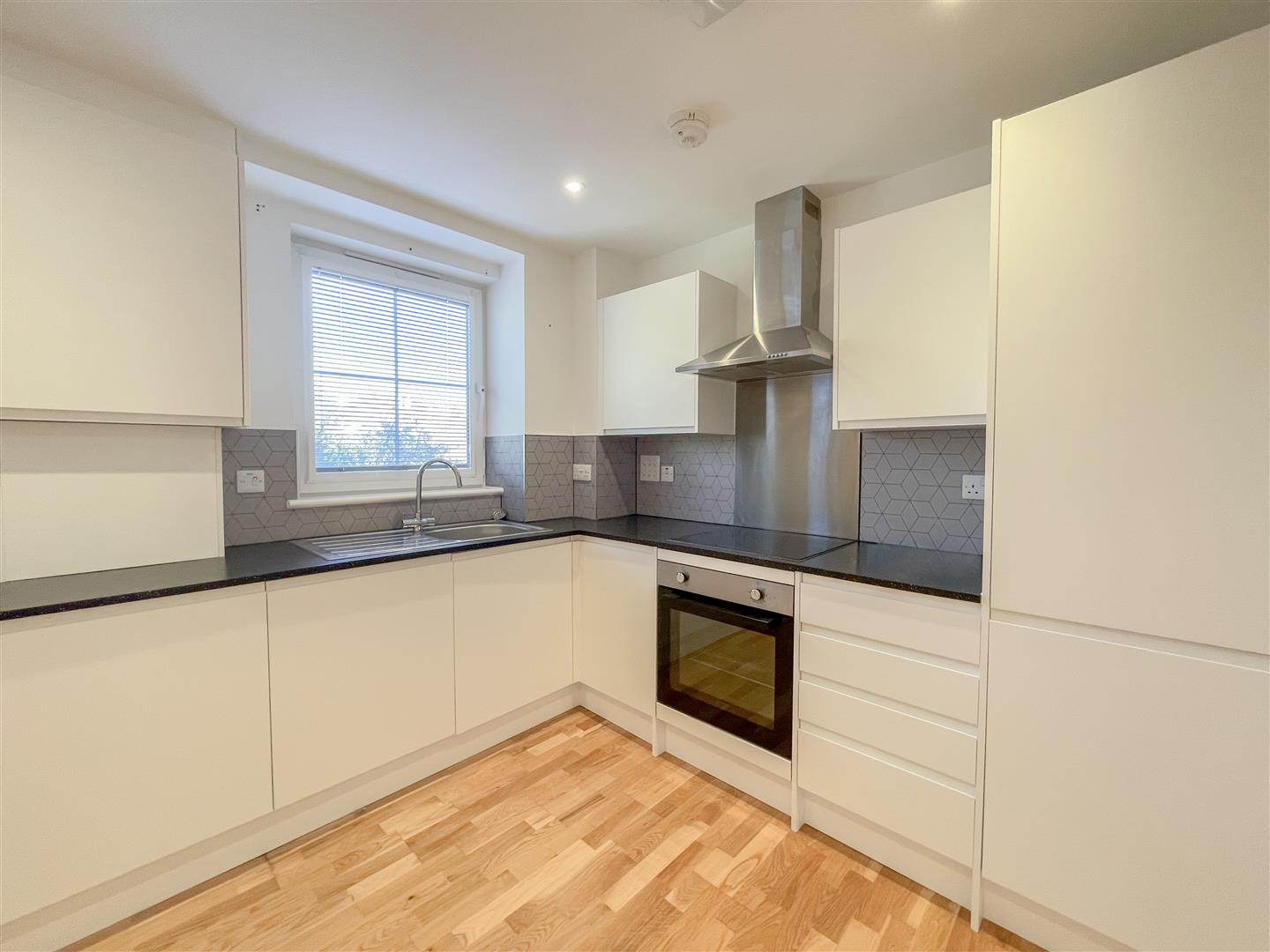 Flat Upperton Road in Eastbourne