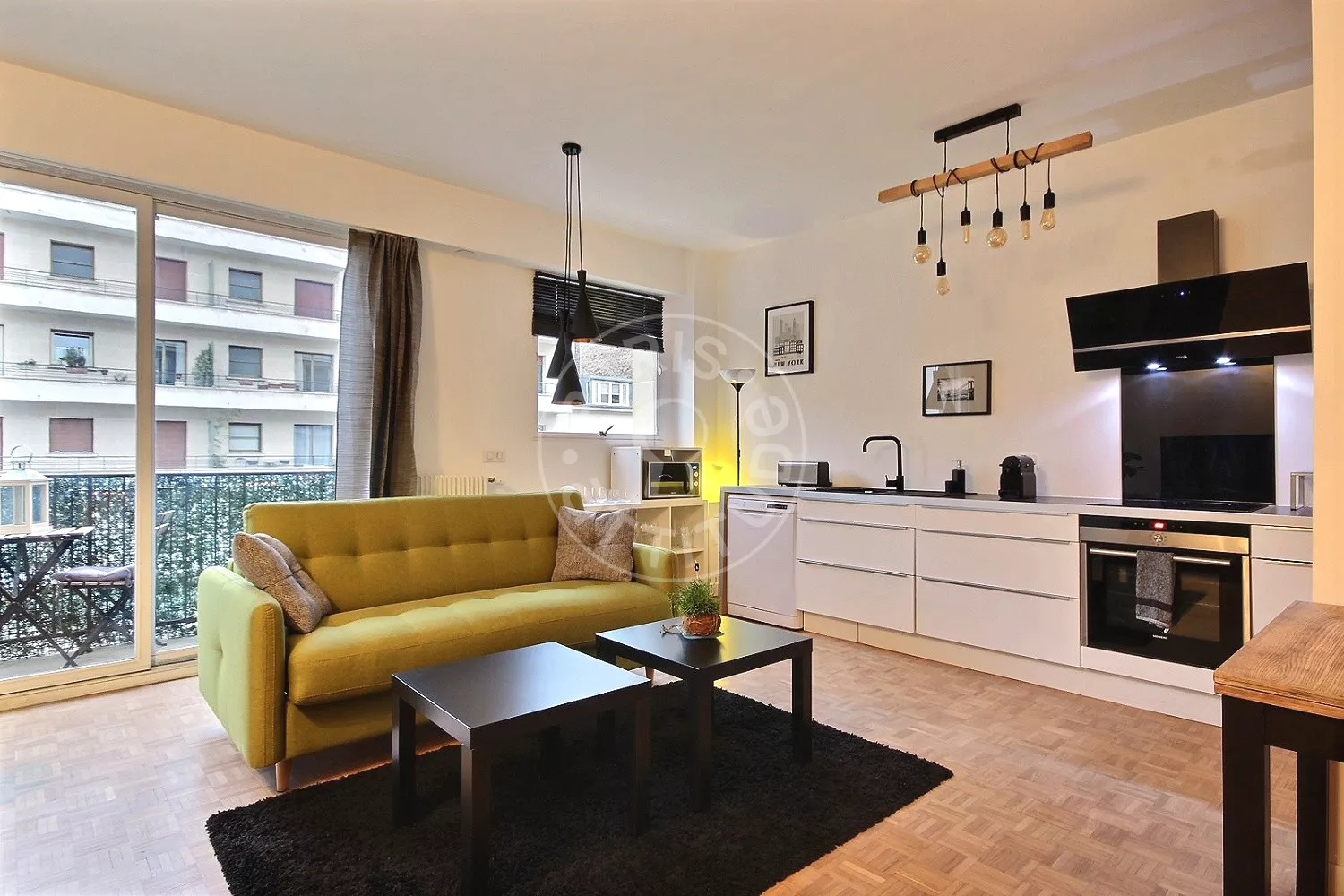 Flat Rue Pierret in Neuilly-sur-Seine