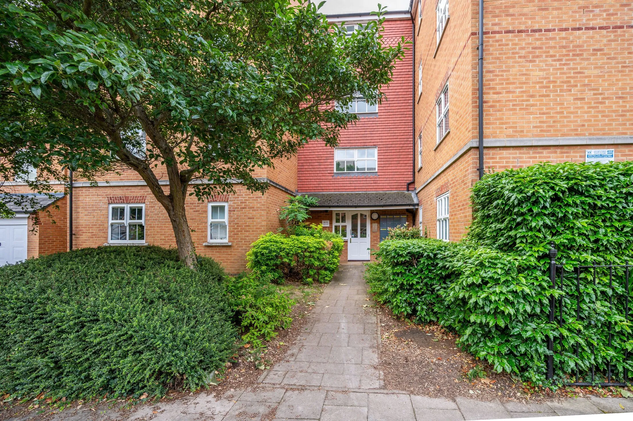 Flat Massingberd Way in Greater London