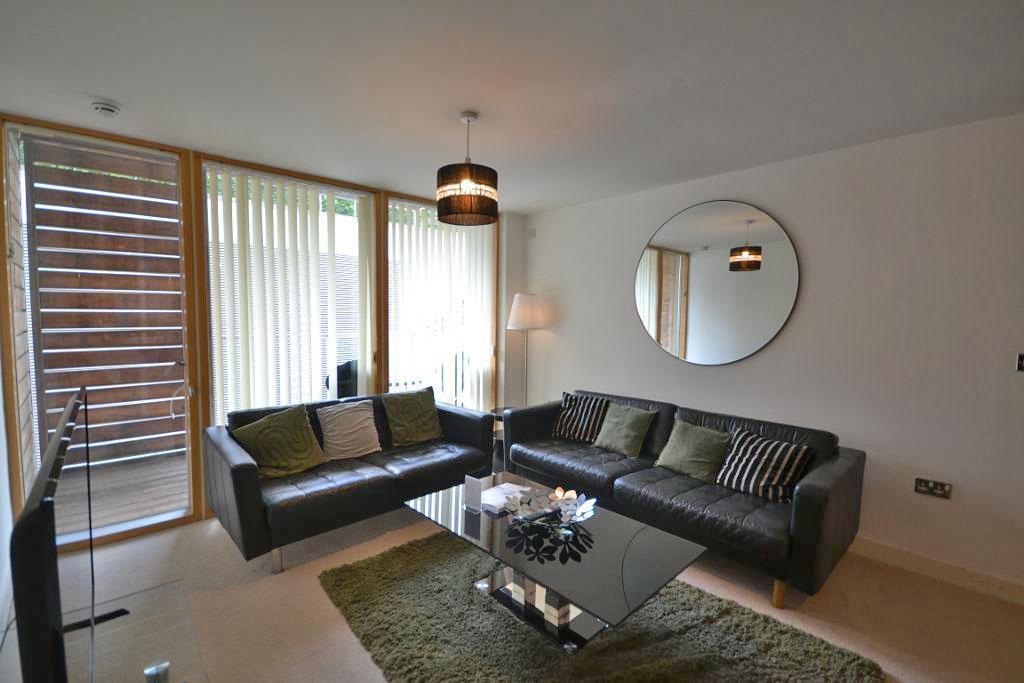 Flat South Fifth Street in Milton Keynes