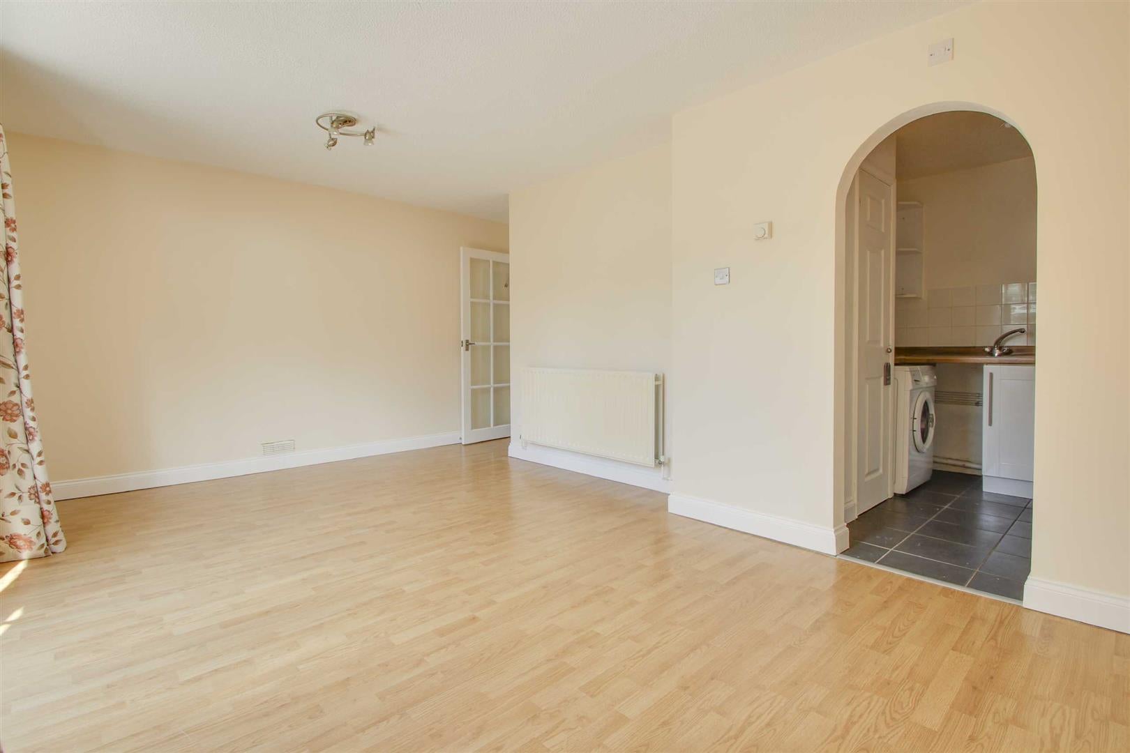 Flat Caraway Close in Walton