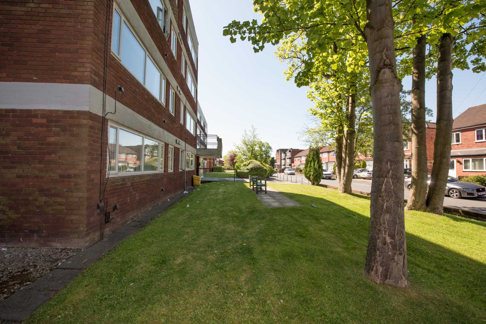 Flat Holland Road in Manchester
