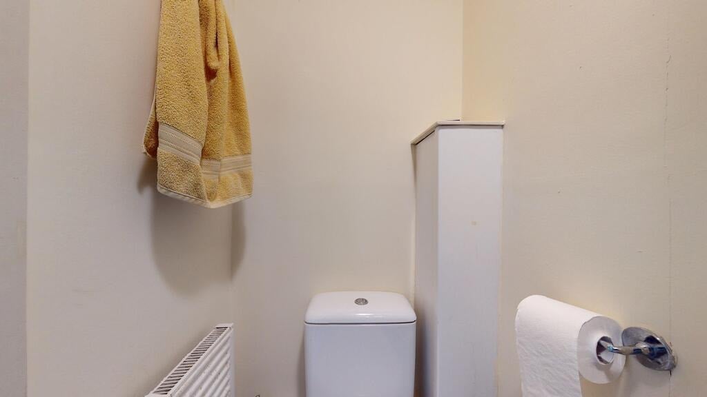 Flat Brondesbury Park in Greater London