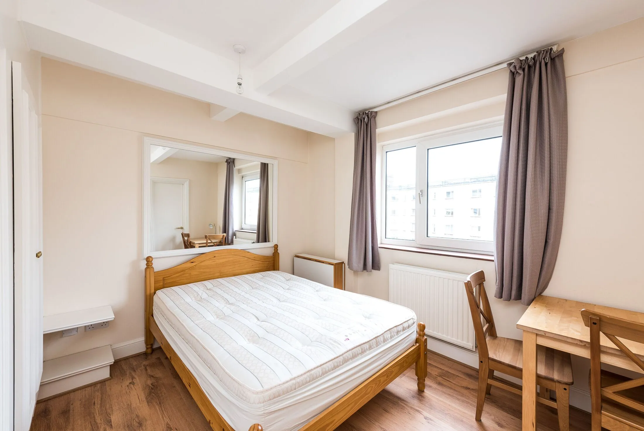 Flat Elystan Street in Greater London