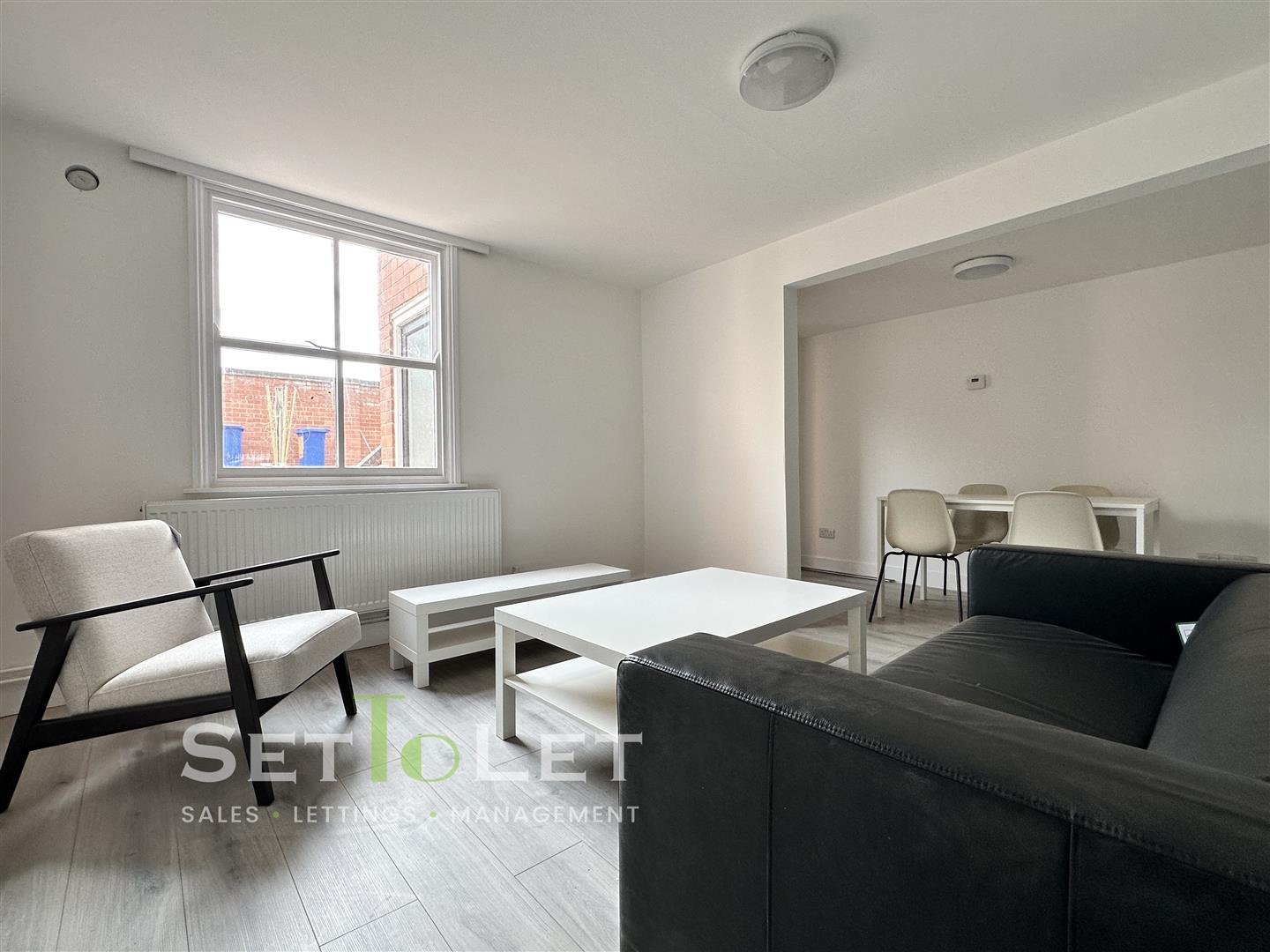 Flat Evington Road in Leicester