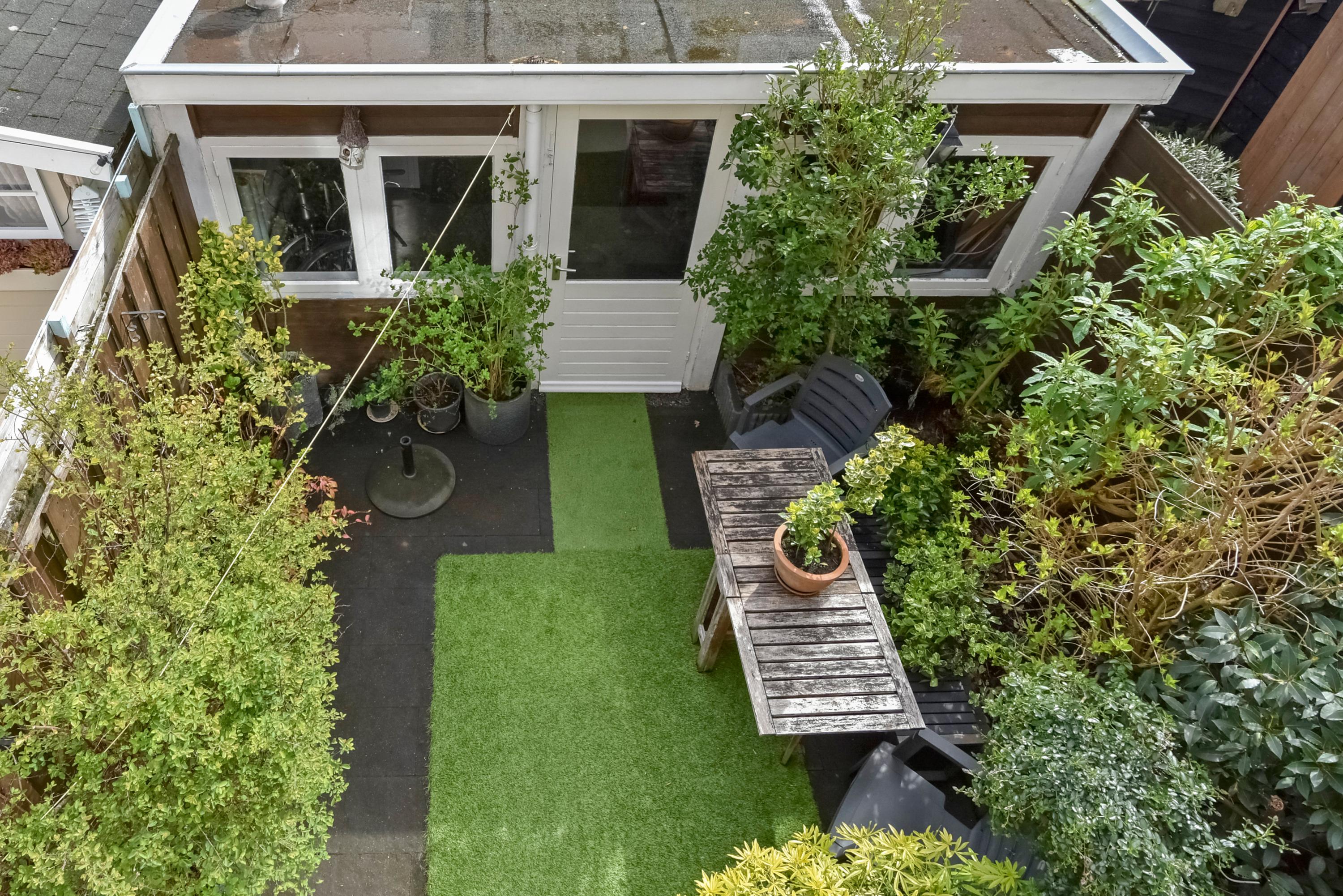 Tussenwoning te koop: Puttensestraat 46, 'S-Gravenhage