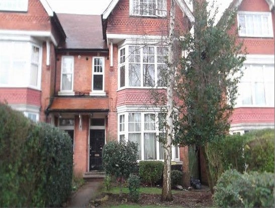 Flat Anderton Park Road in Birmingham