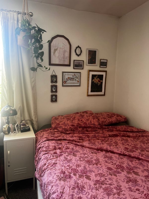 Room Fortune Green Road in Greater London