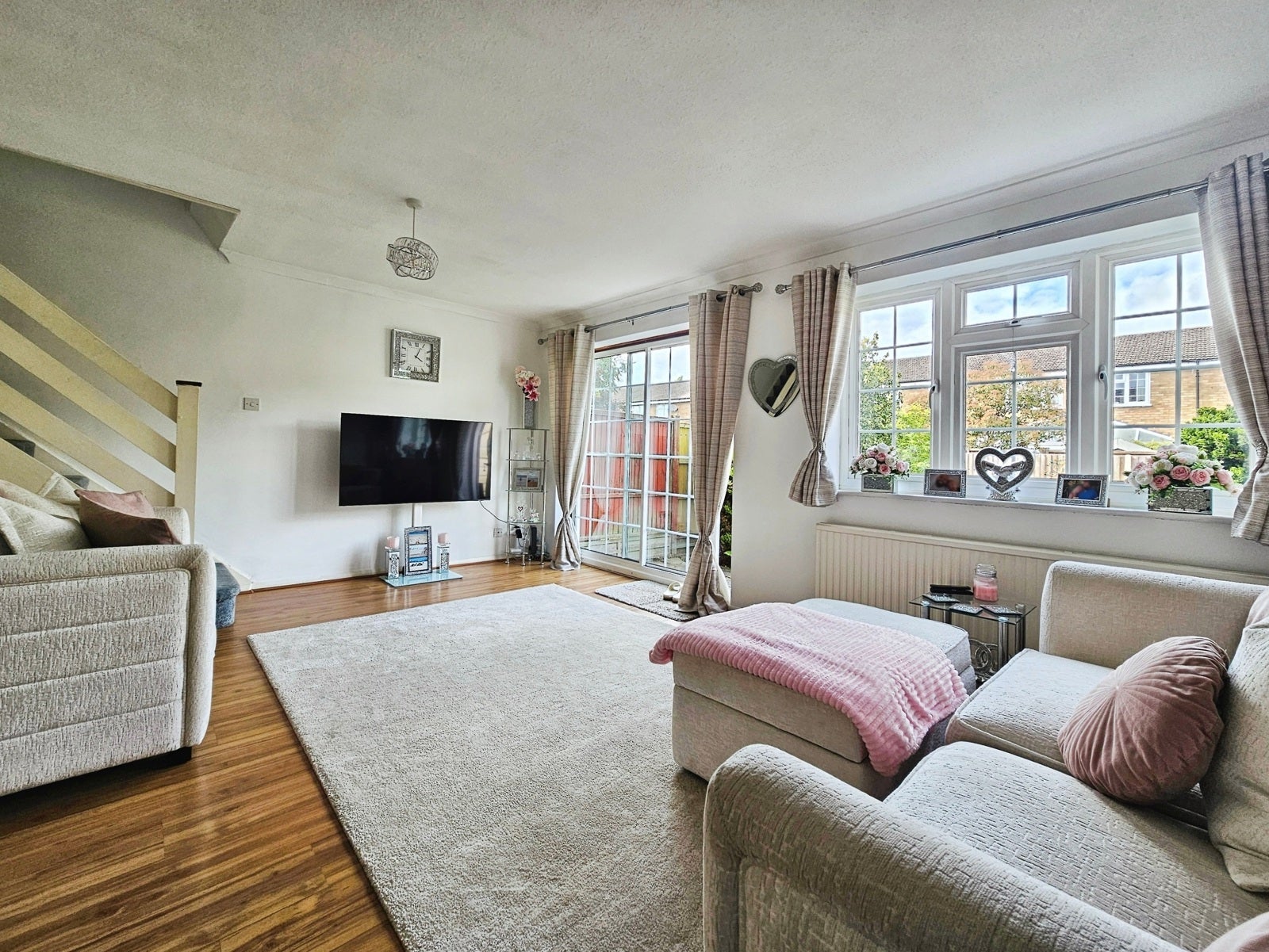 House Robin Way in Borough of Spelthorne