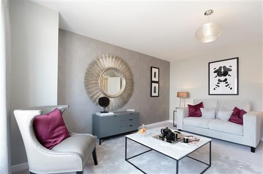 House Radar Close in Southend-on-Sea