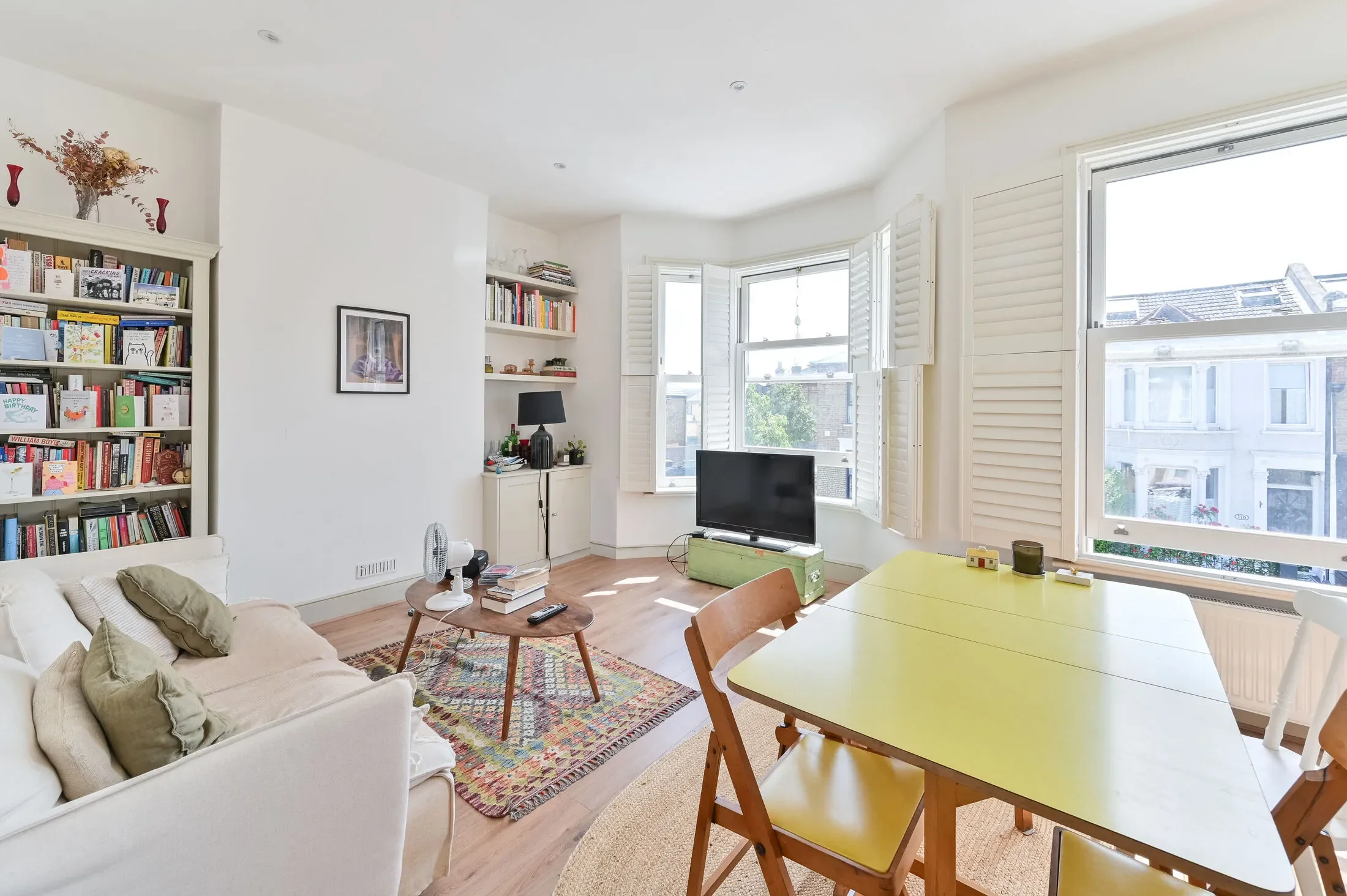 Flat St Asaph Road in Greater London