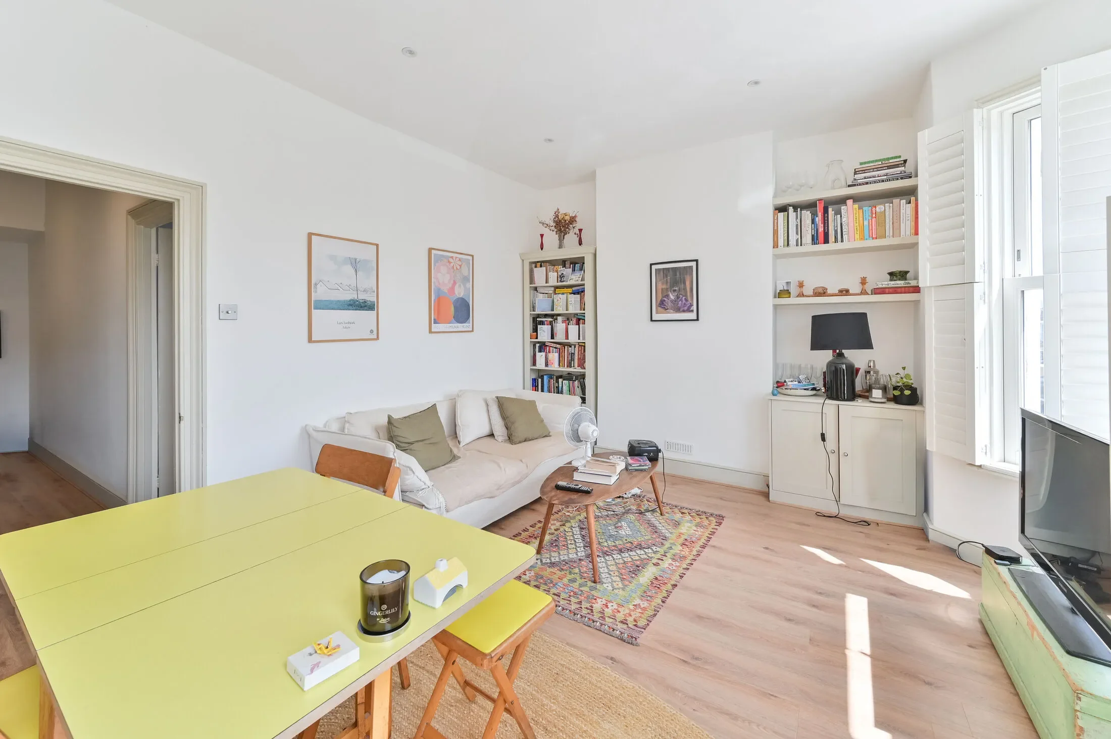 Flat St Asaph Road in Greater London