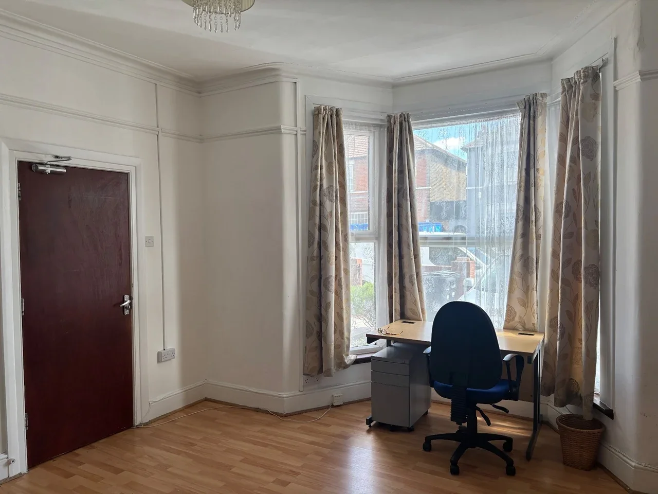 Room Blythswood Road in Greater London