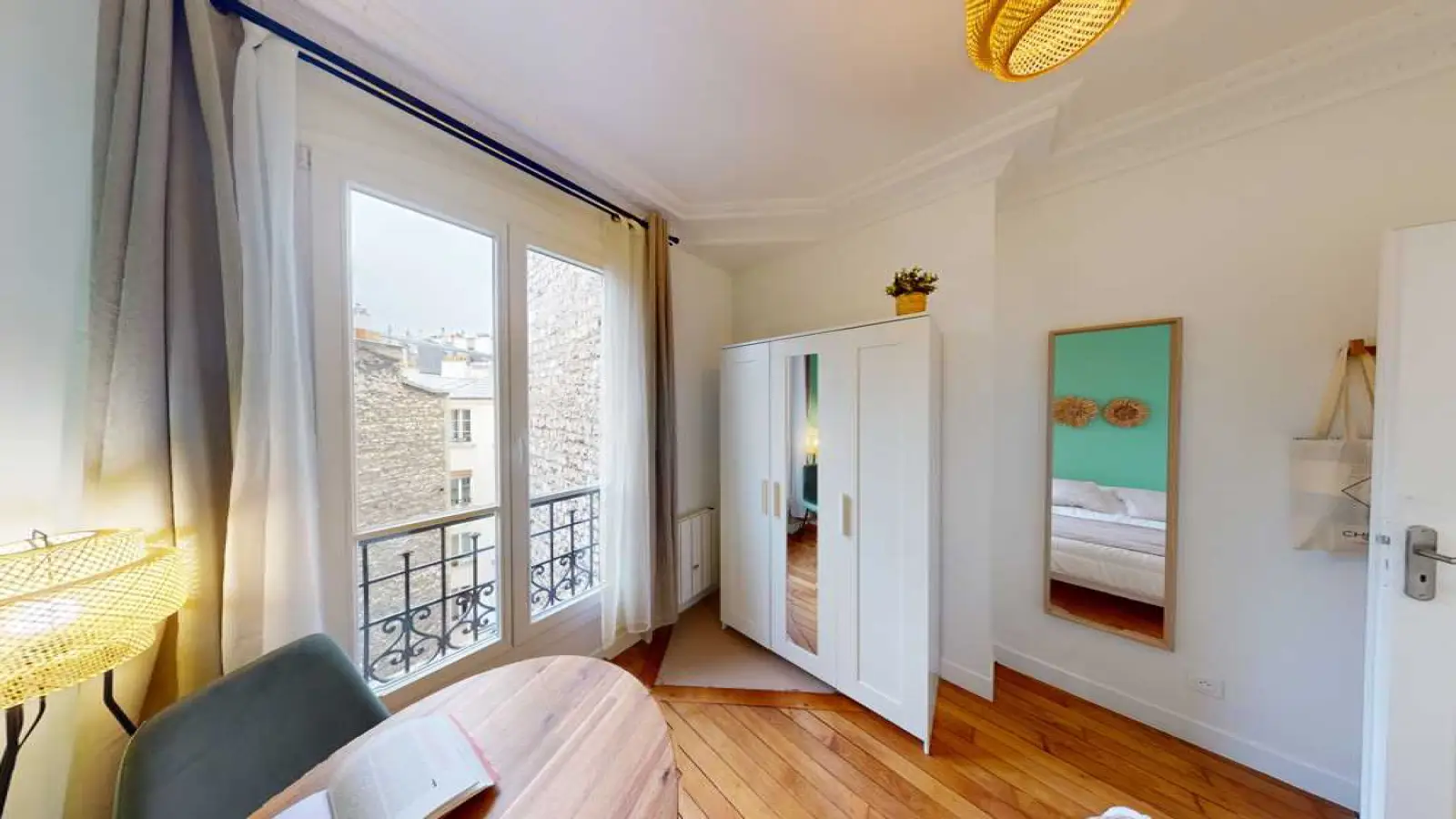Chambre Boulevard Diderot à Paris