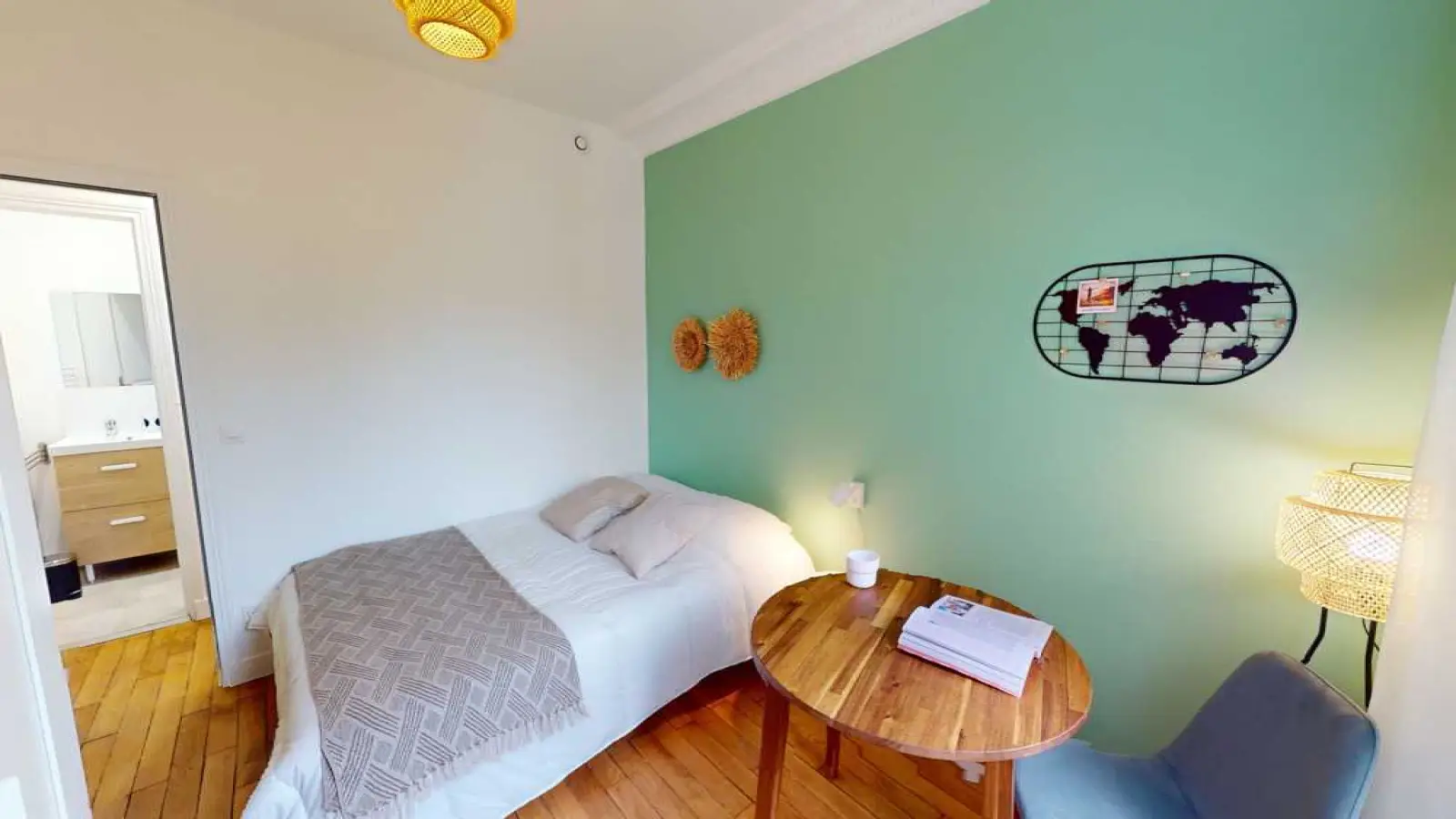 Chambre Boulevard Diderot à Paris