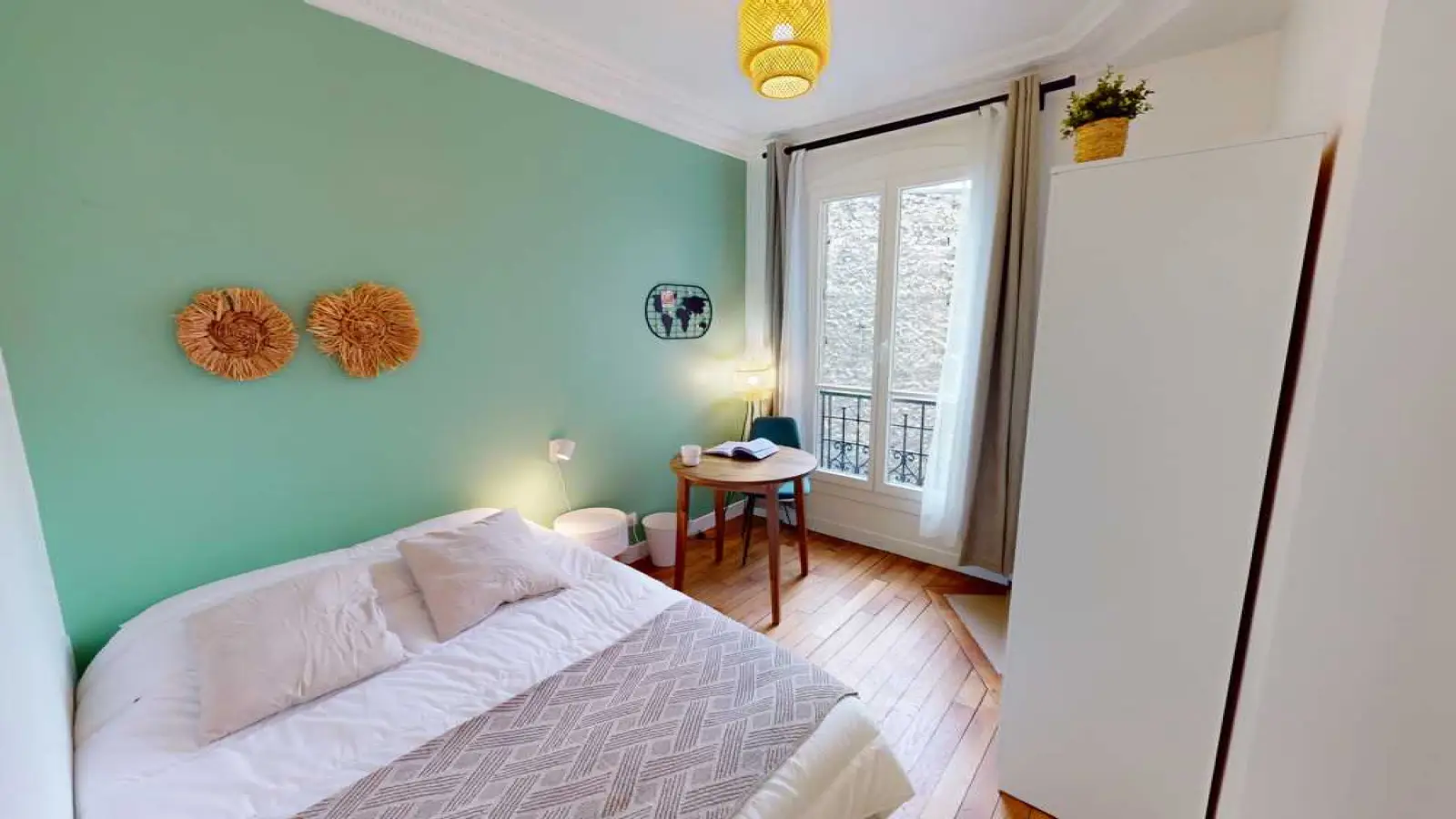 Chambre Boulevard Diderot à Paris