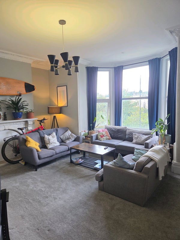 Room Coronation Road in Bristol