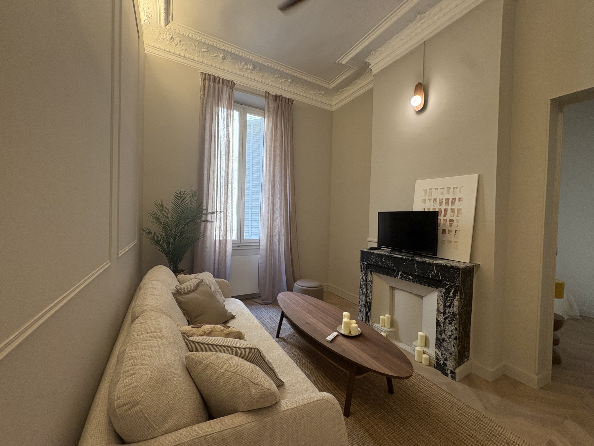 Flat Rue Reine Élisabeth Von Wittelbach in Marseille