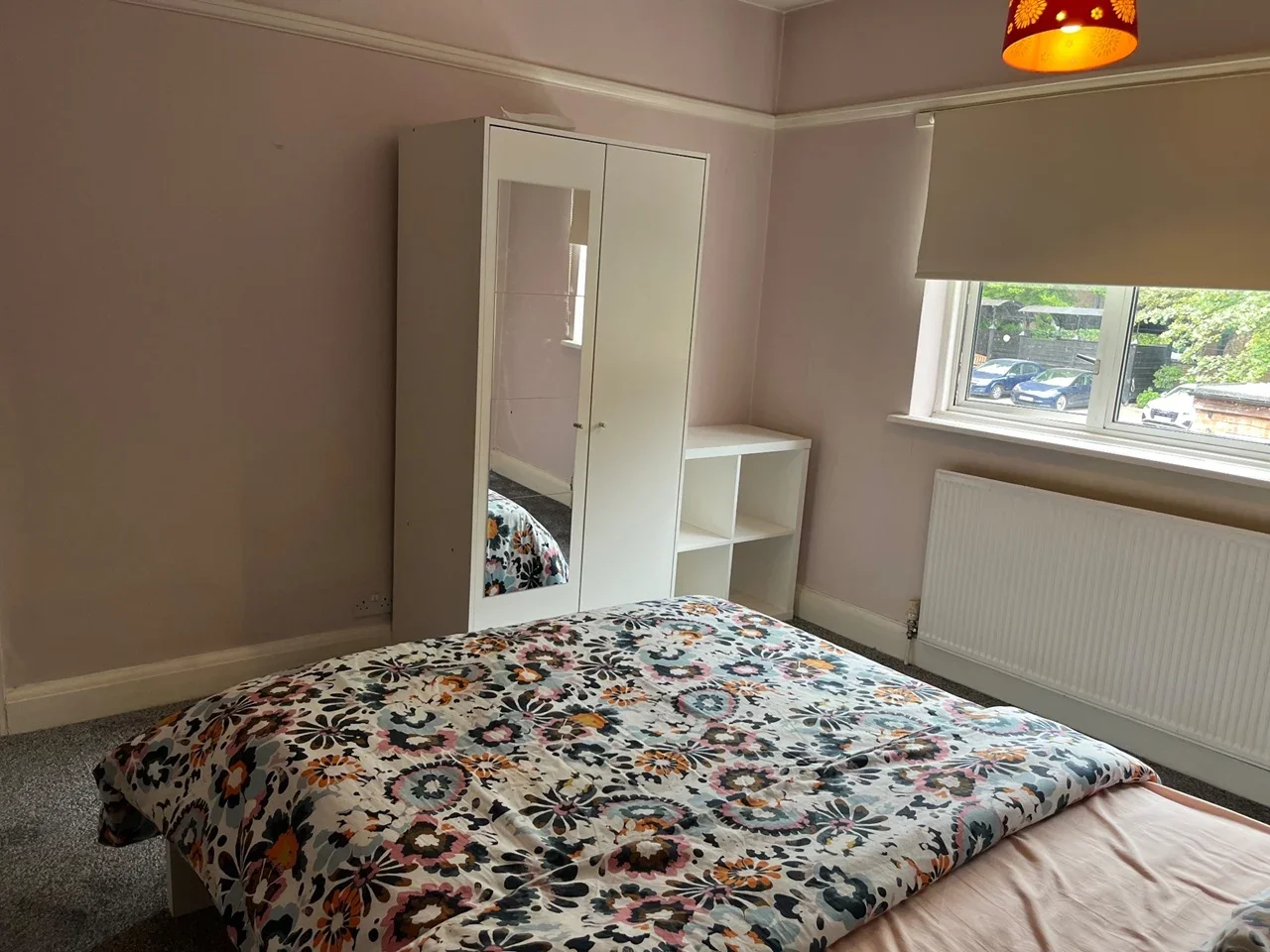 Room St John's Road in Watford