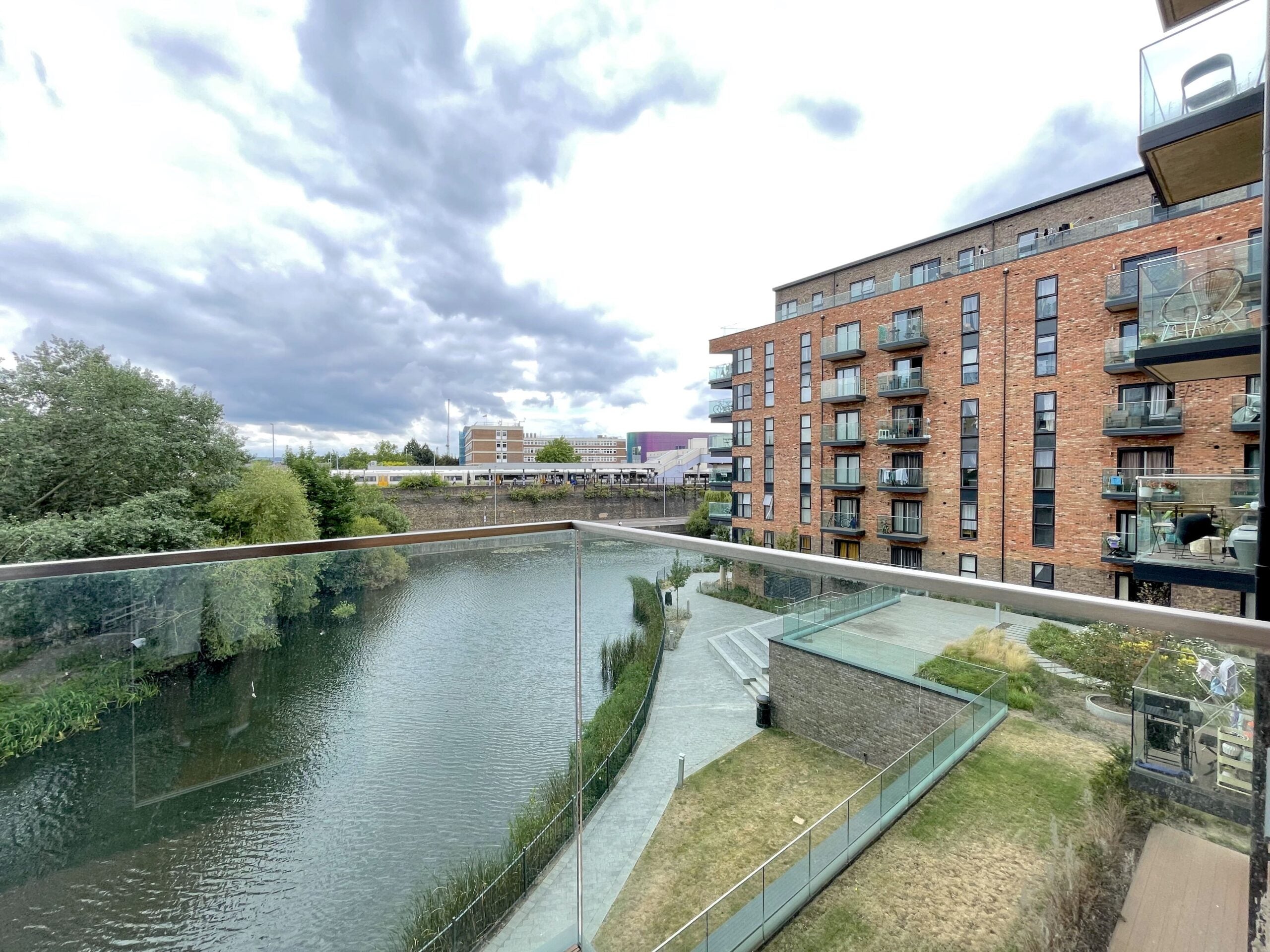 Flat William Mundy Way in Dartford