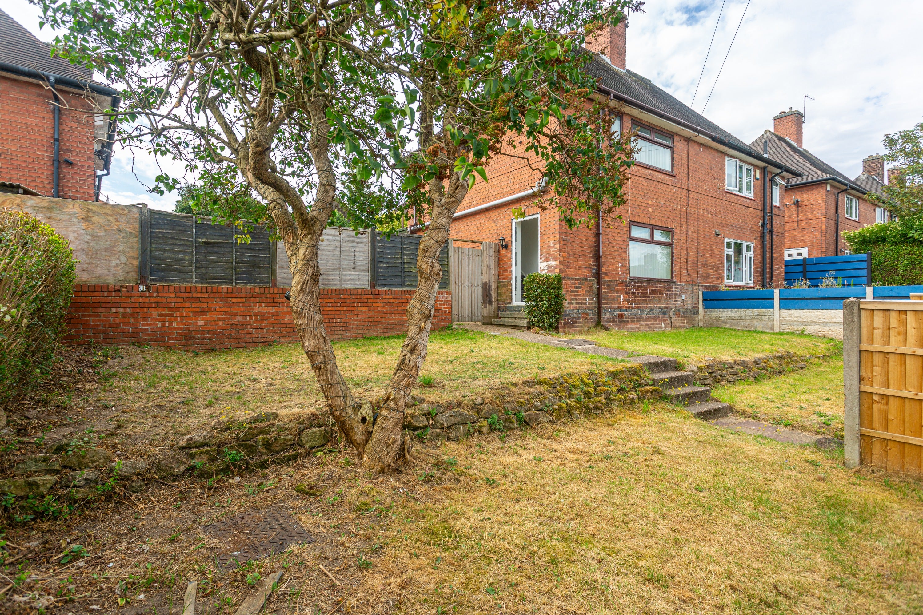House Raymede Drive in Nottingham