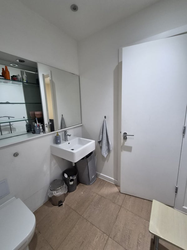 Room Hertford Road in Greater London