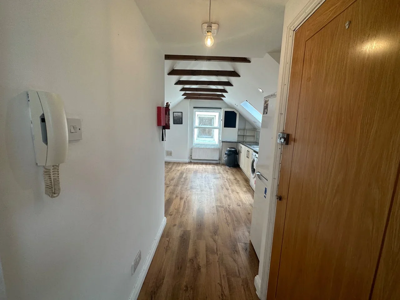 Flat Norton Road in Greater London