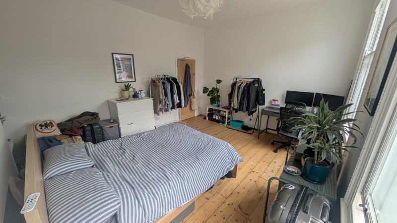 Room Landseer Road in Greater London