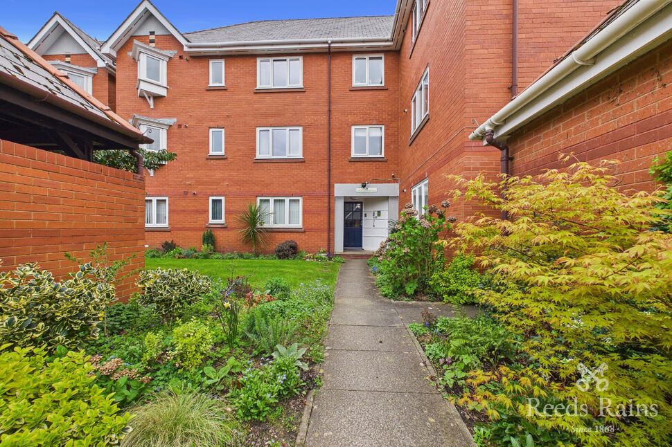 Flat Vancouver Quay in Salford