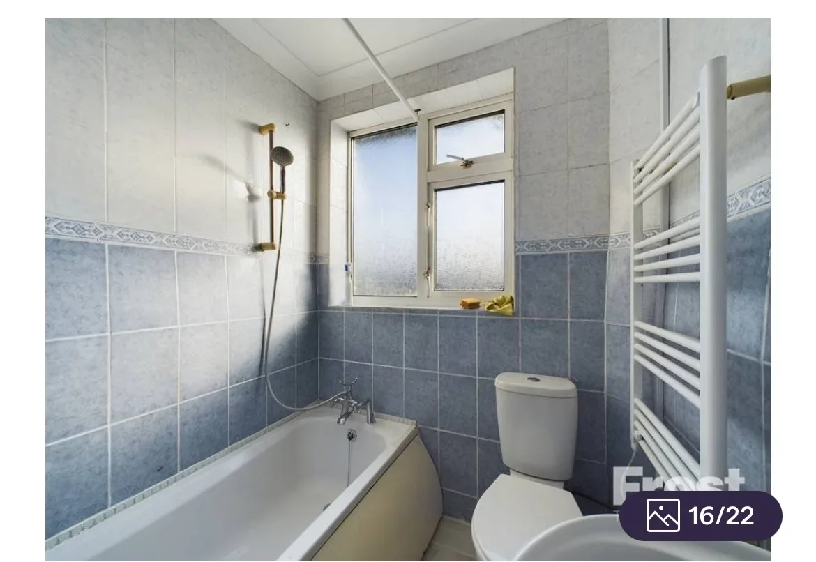 Room Sunningdale Avenue in Greater London