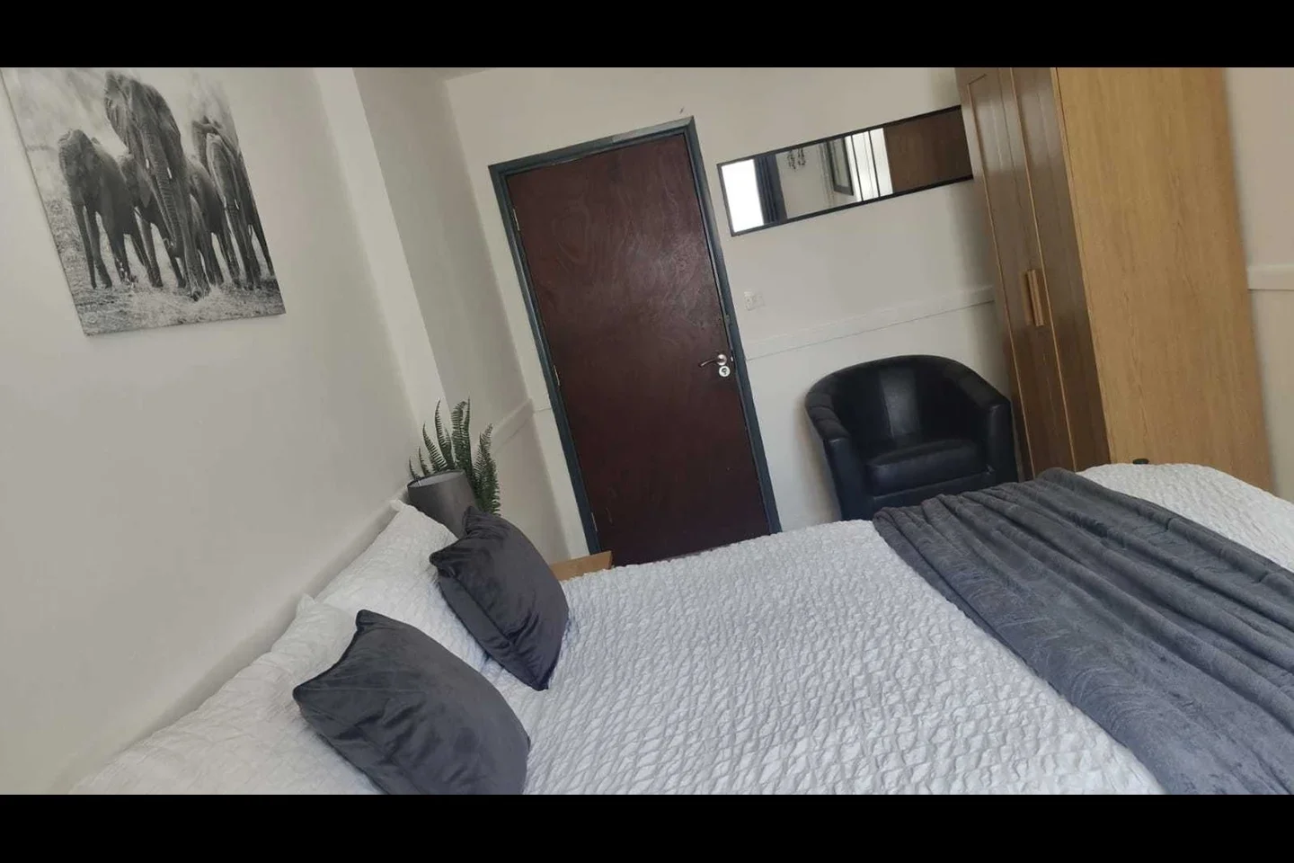 Room Darlaston Road in Darlaston