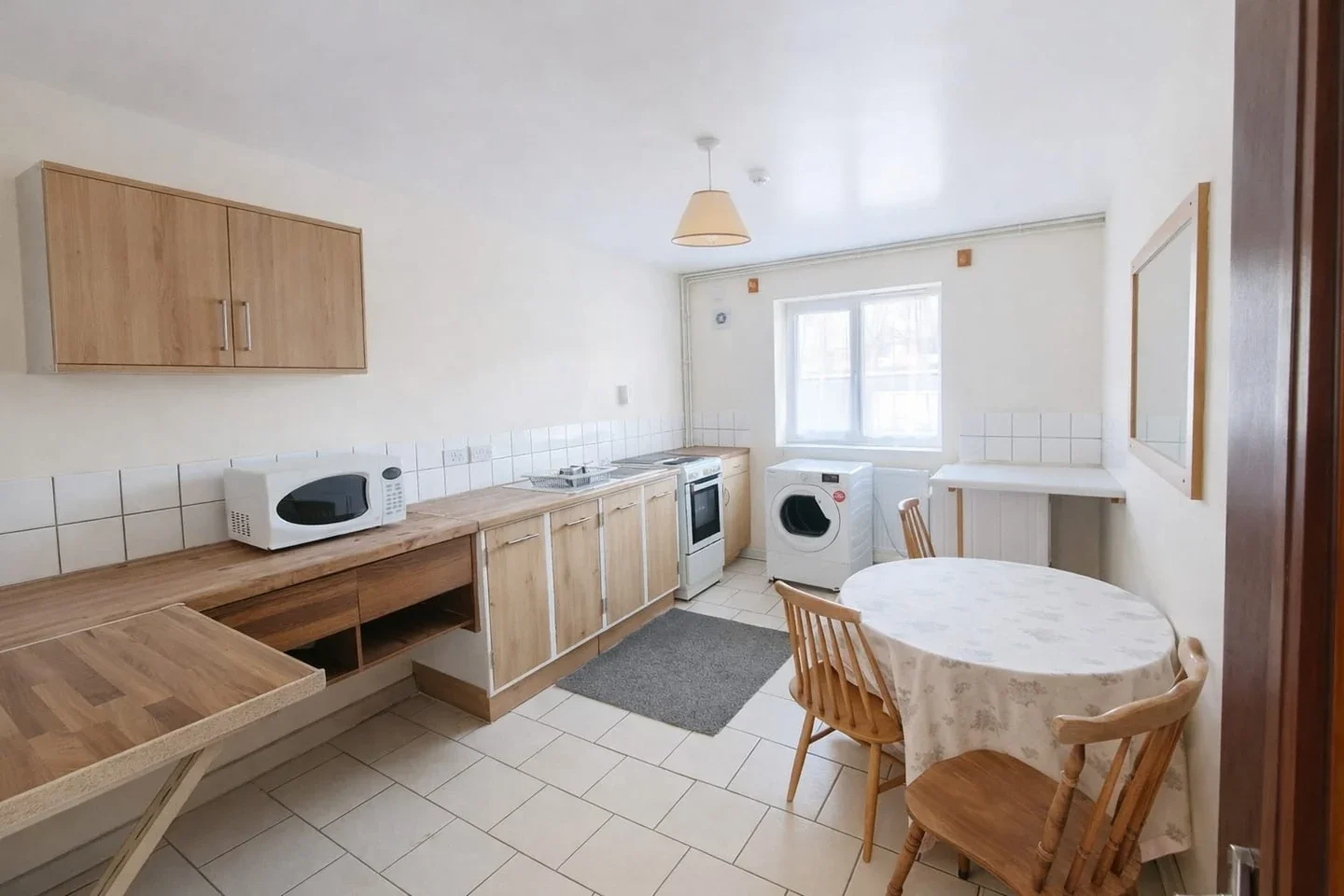 Room Darlaston Road in Darlaston