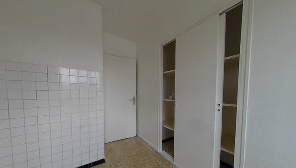 Room Rue Verlaine in Bron