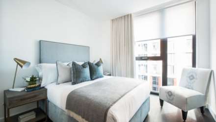 Flat Tideway Walk in Greater London