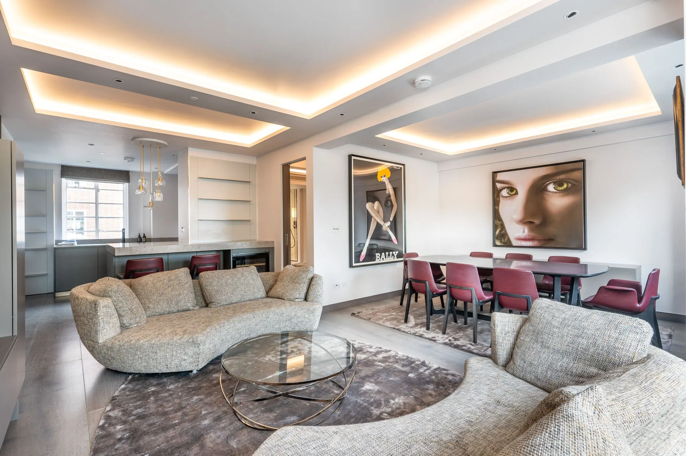 Flat Palace Court in City of Westminster