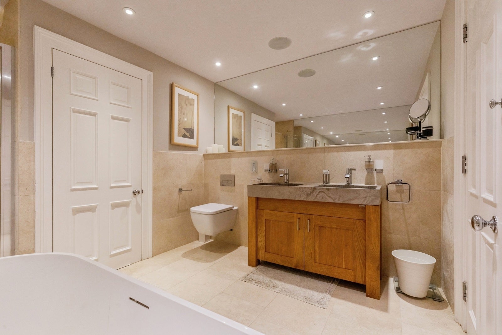 Flat Royal Crescent in Bath