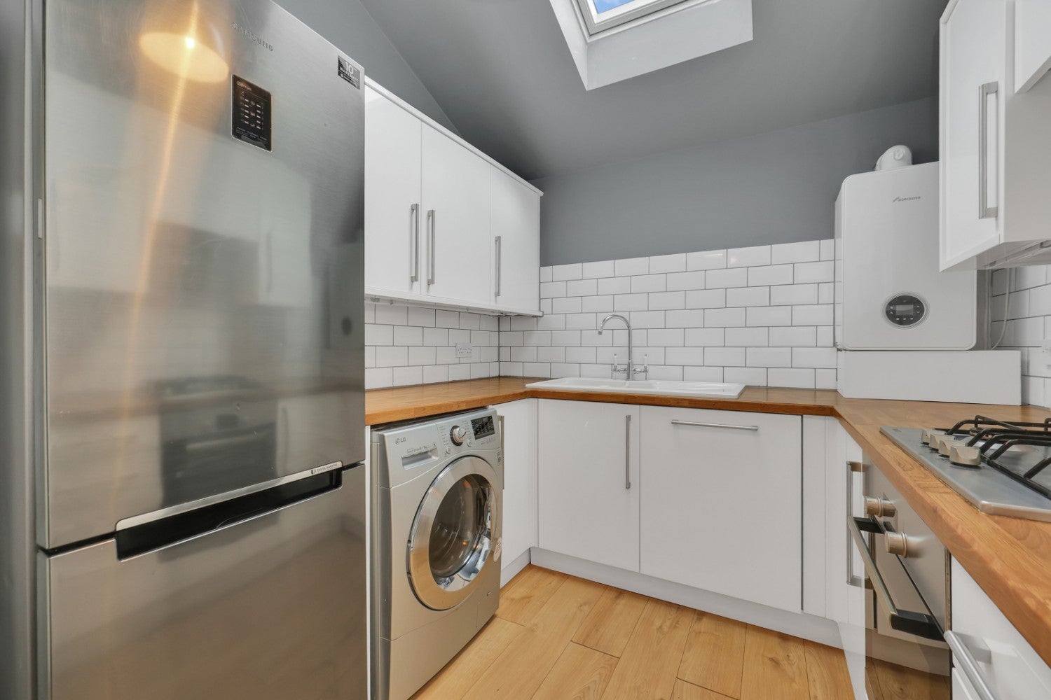 Flat Millennium Place in Greater London