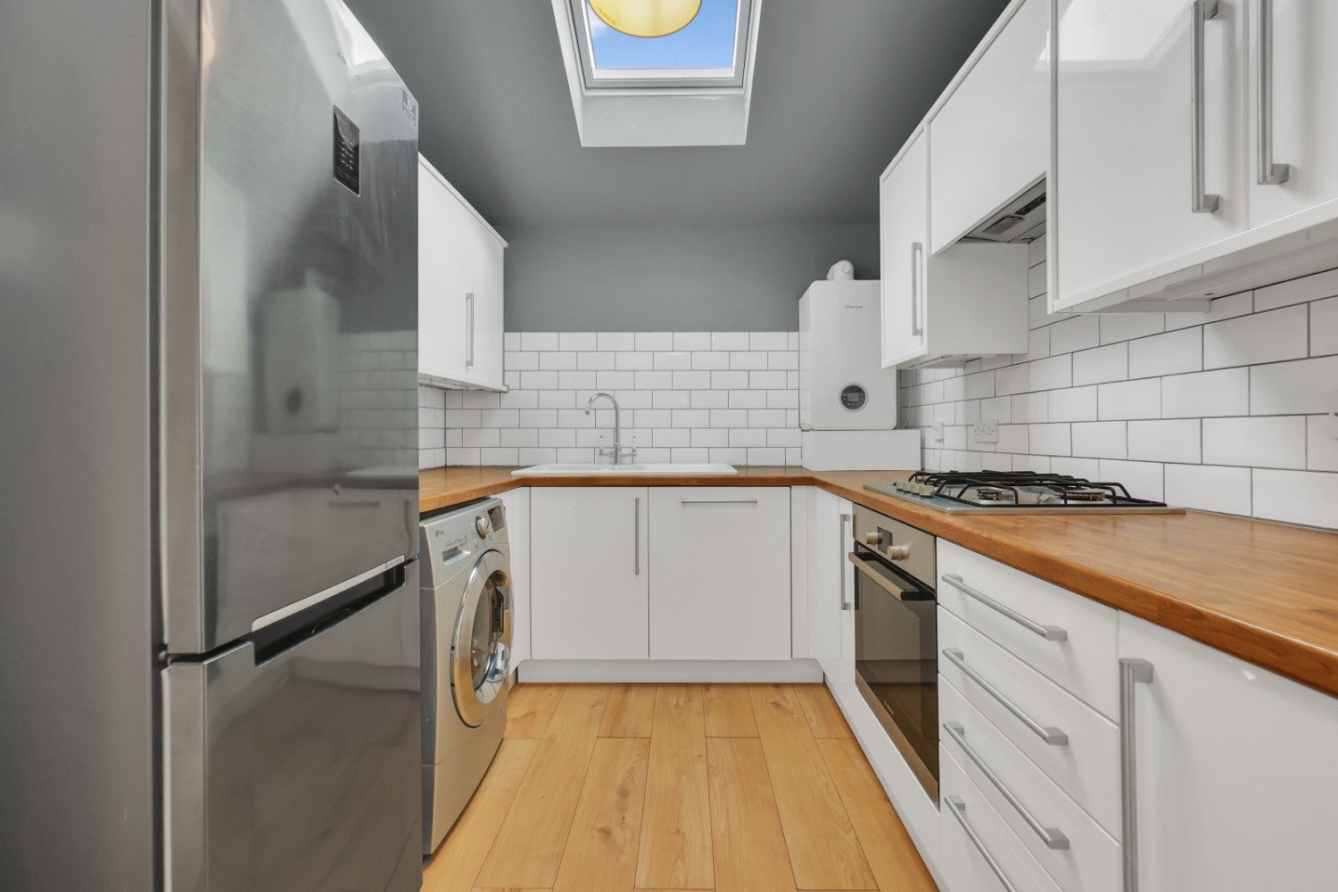 Flat Millennium Place in Greater London