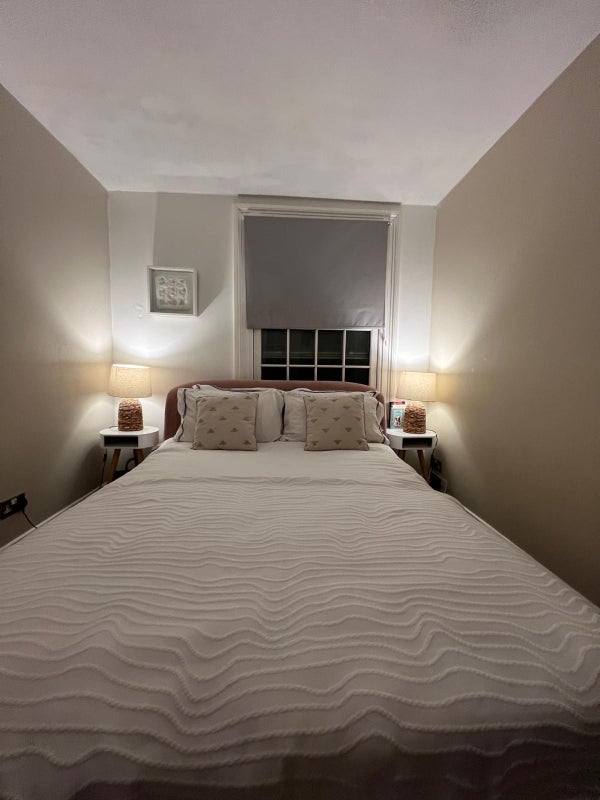 Room Chinbrook Road in Greater London
