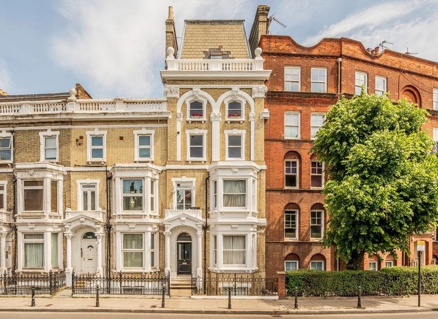 Flat North End Road in Greater London